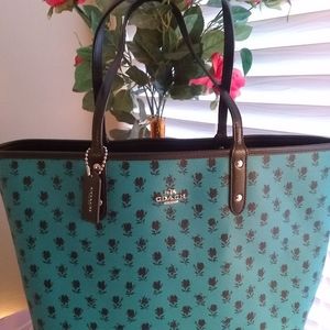 Coach Tote